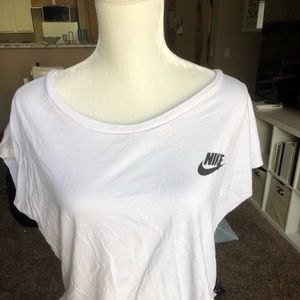Nike tee